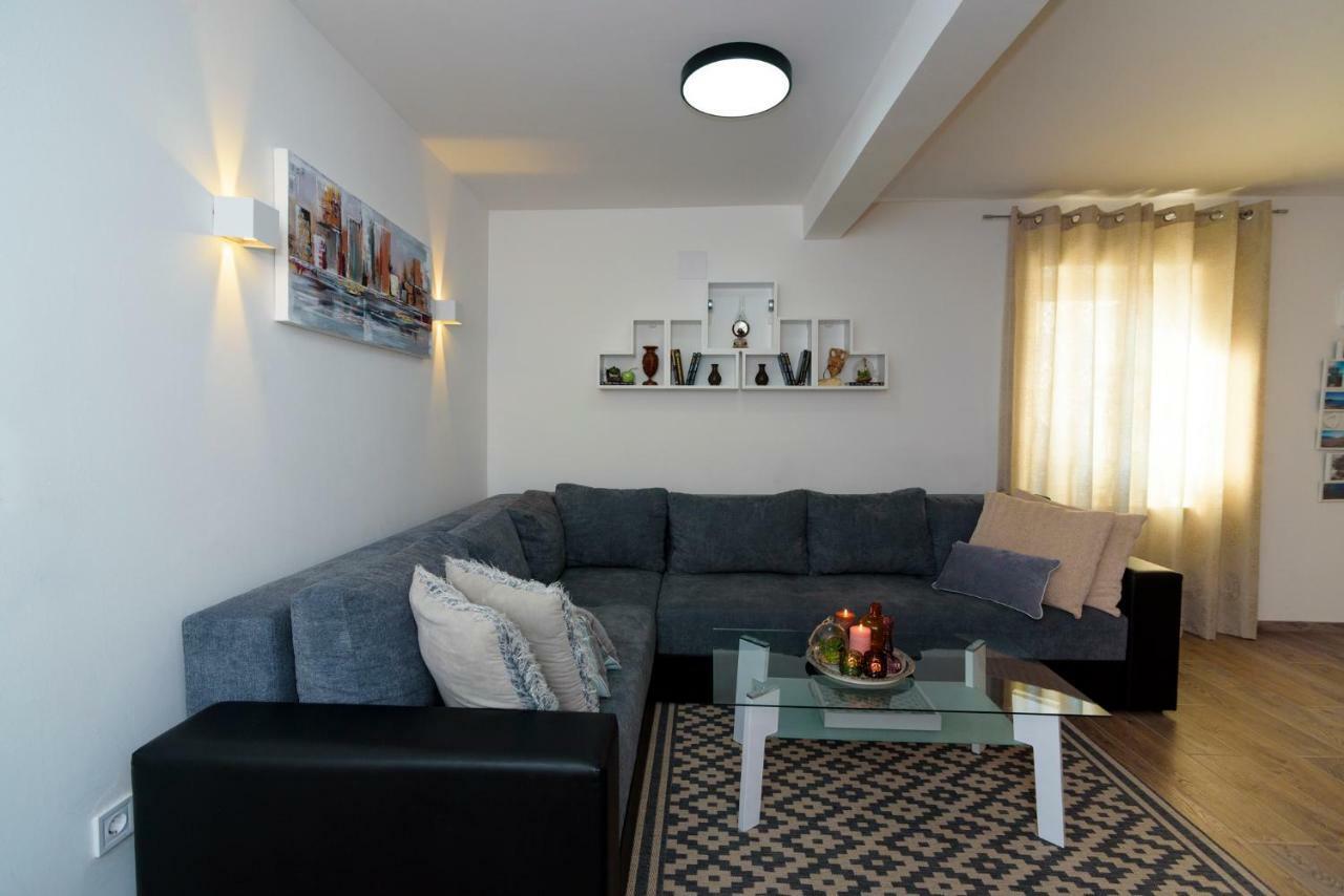 Apartments Magli Kastela Luaran gambar